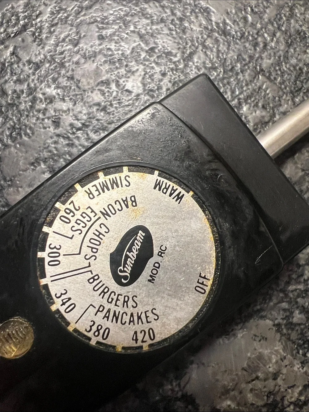 Sunbeam Electric Skillet Silver Aluminum. 10x10 Great Preloved condition